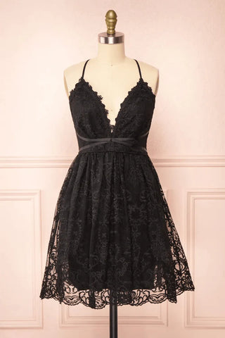 Cute V Neck Black Lace Short Prom Dresses, Black Lace Homecoming Dresses, Short Black Formal Evening Dresses
