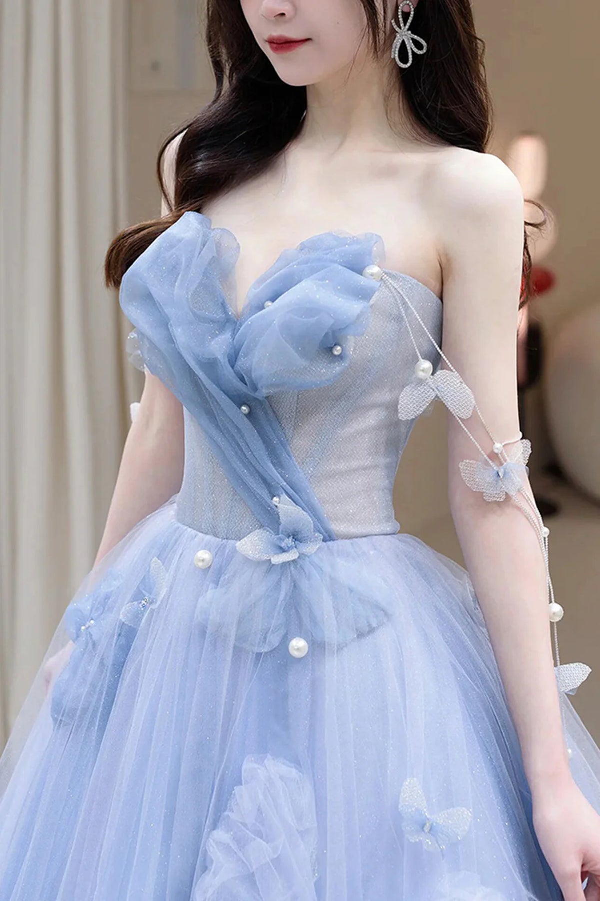 A-Line Cross Back Blush Blue Tulle Long Prom Dresses with Appliques VK0529008