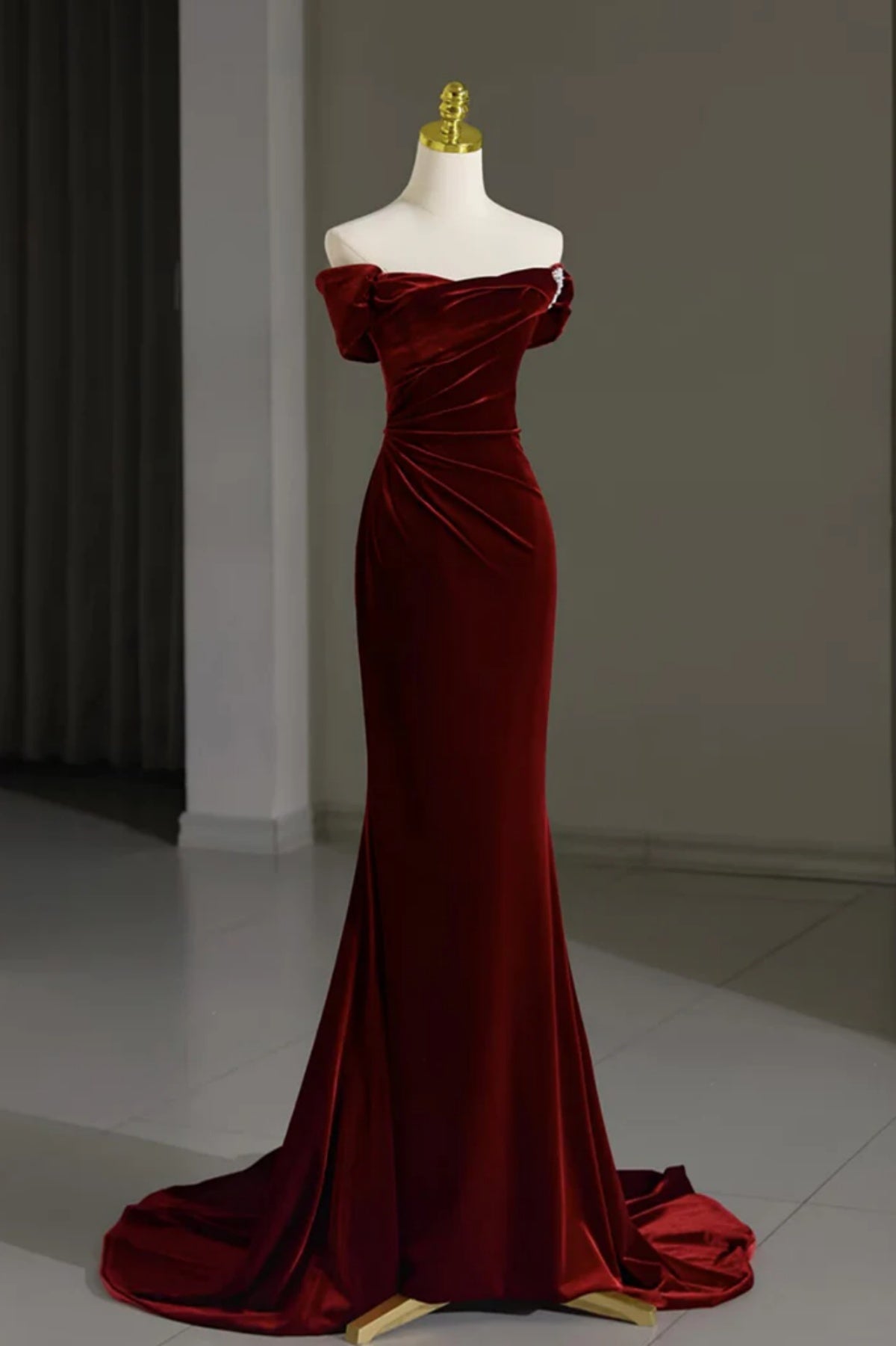 dresses wine red Off the Shoulder Burgundy Velvet Long Prom Dresses, Wine Red Velvet Lo – Eip Collection
