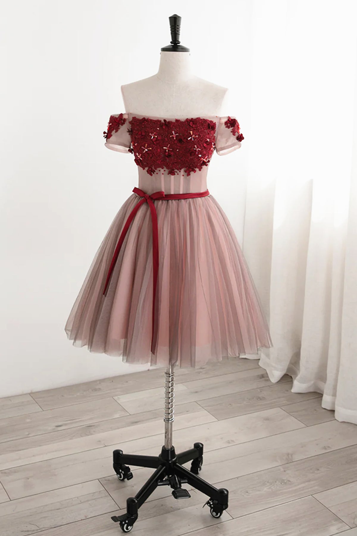 Off the Shoulder Short Burgundy Prom Dresses, Short Wine Red Graduation Homecoming Dresses