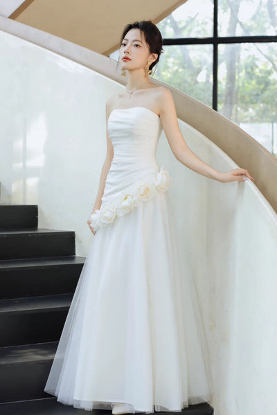 Strapless Wedding Dress with 3D Floral Appliques, Ruched Bodice Tulle Bridal Gown, Minimalist Romantic Wedding Gown