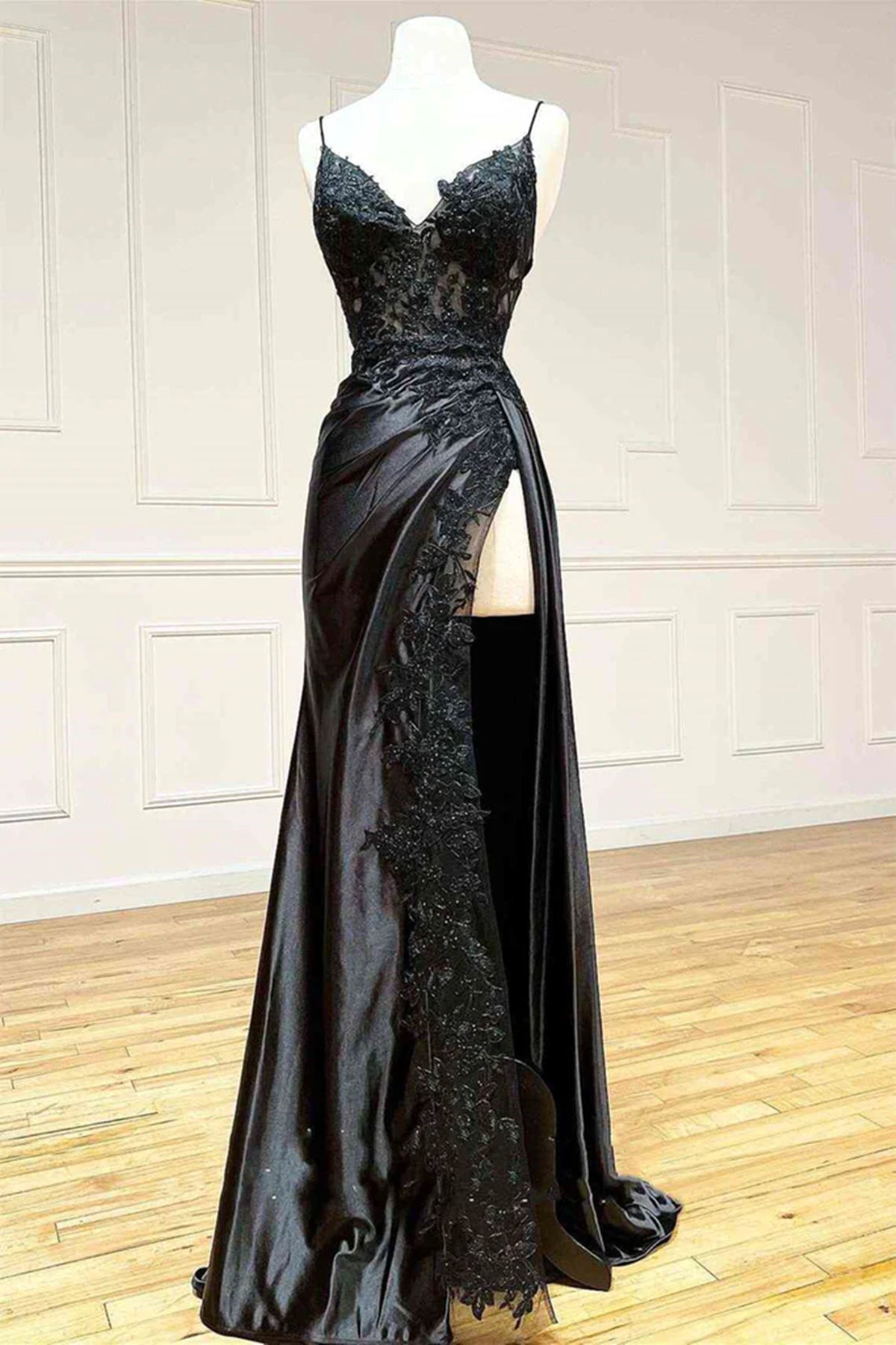 V Neck Open Back Mermaid Black Lace Long Prom Dress, Mermaid Black Lac Eip Collection V Neck Open Back Mermaid Black Lace Long Prom Dress, Mermaid Black Lac Eip Collection