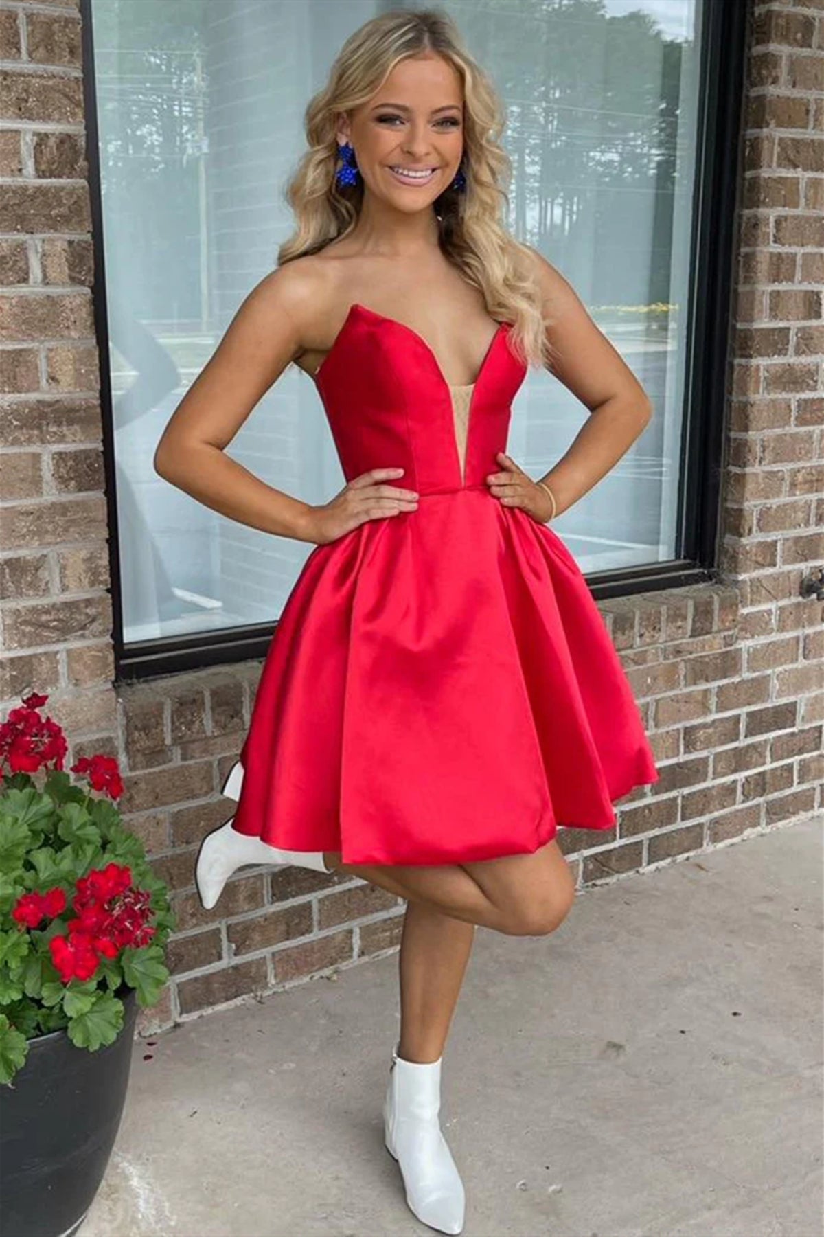 V Neck Short Red Prom Dresses, Short Red V Neck Formal Homecoming Dresses