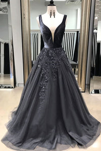 A Line V Neck Black Long Prom Dresses with Lace Appliques, V Neck Black Lace Formal Evening Dresses EP1629