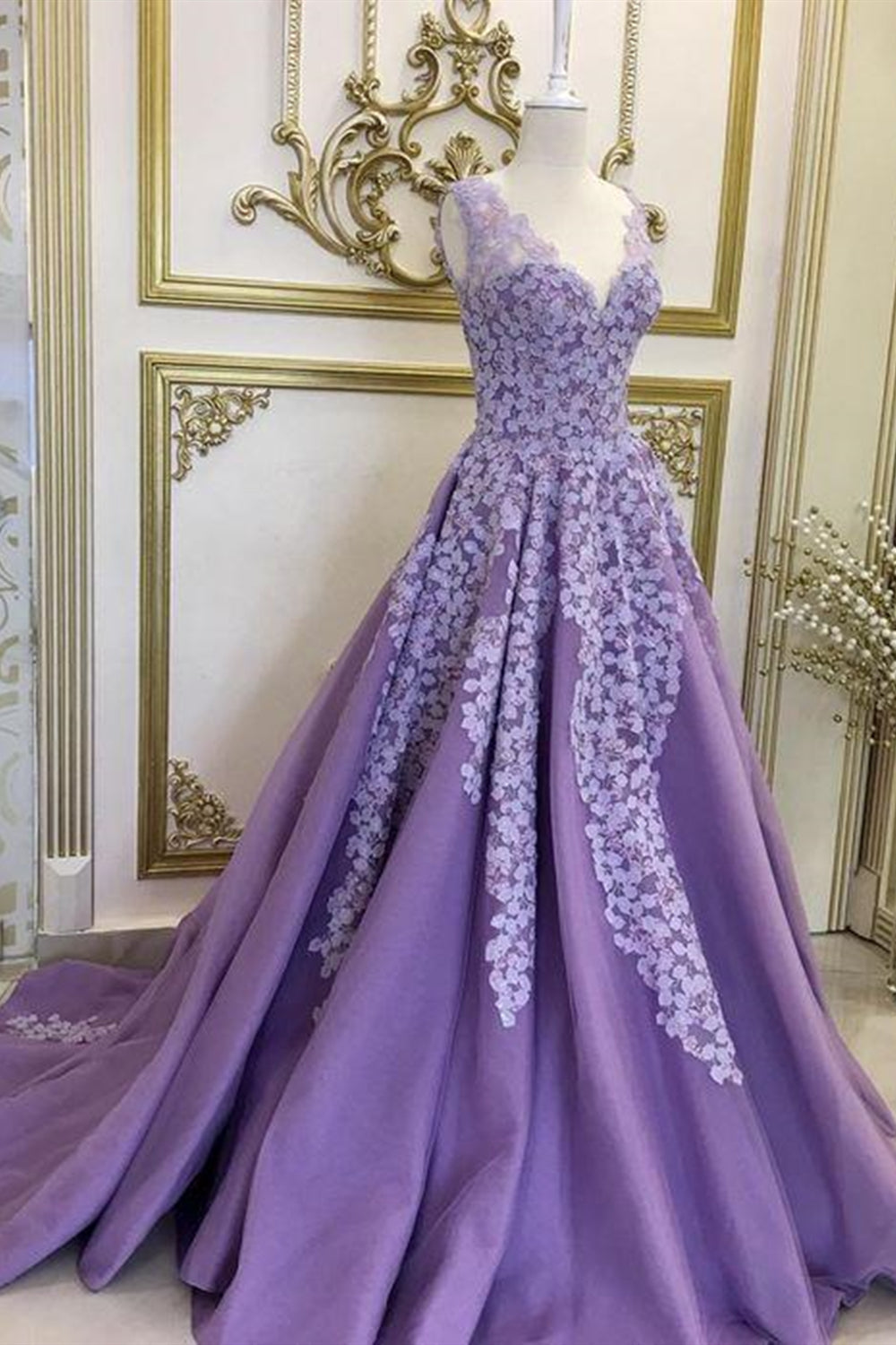 A Line V Neck Purple Long Prom Dresses with Lace Appliques, V Neck Purple Formal Evening Dresses EP1522