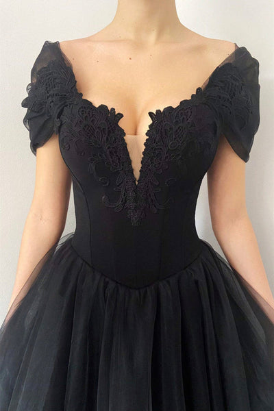 Cap Sleeves V Neck Black Lace Long Prom Dresses, V Neck Black Formal Dresses, Black Lace Evening Dresses EP1705