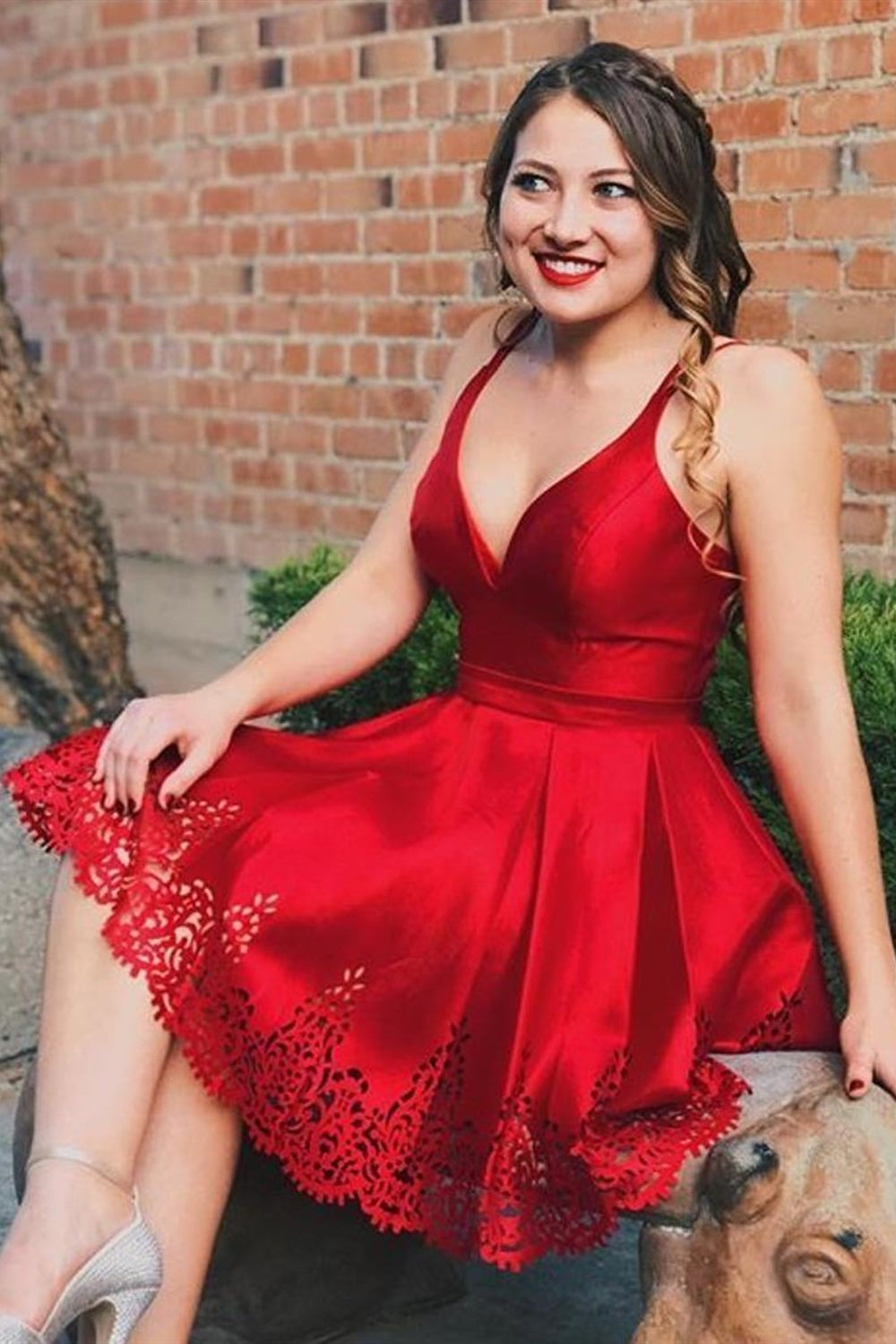 Red dress homecoming short on sale
