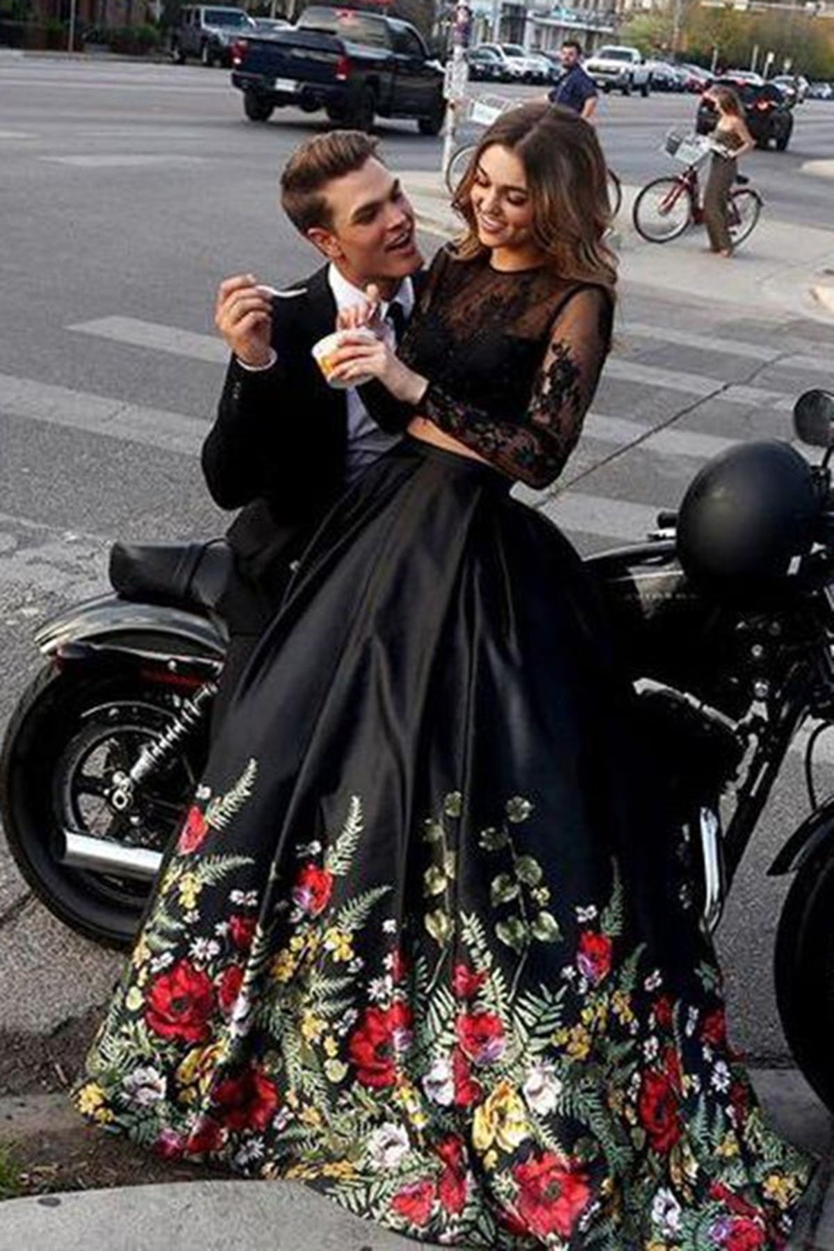 Long-Sleeve Two-Piece A-line Lace Modern Black Prom Dress