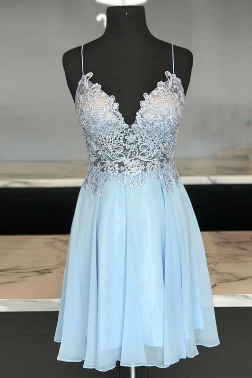 V Neck Open Back Blue Lace Short Prom Dresses, Blue Lace Homecoming Dresses, Short Blue Formal Evening Dresses EP1329